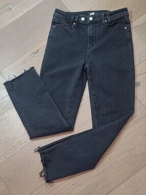 PAIGE Cindy Jeans Women's sz 29 Black Mid Rise Straight Leg Crop Denim Jeans